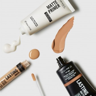 Rimmel London Lasting Matte Primer opacizzante ultraleggero a lunga