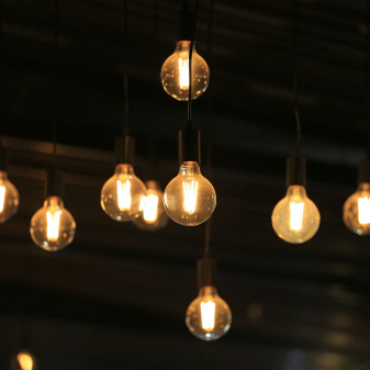 V-Tac VT-1996 Lampadina LED E14 4W Bulb P45 MiniGlobo Filament