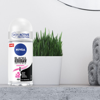 Black & White Invisible Original 48h Deodorante Roll-On 50ml Nivea