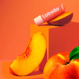 Labello Peach Shine Confezione da 1 pezzo
