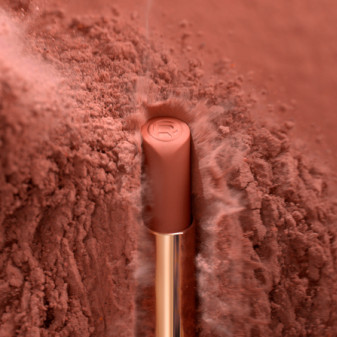 L'Oréal Paris Color Riche Intense Volume Matt Rossetto Le Nude Defiant