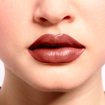 L'Oréal Paris Color Riche Satin Rossetto Nutriente 570 Worth it Intense