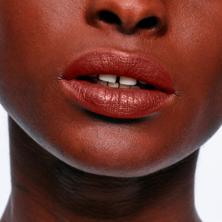 L'Oréal Paris Color Riche Satin Rossetto Nutriente 570 Worth it Intense