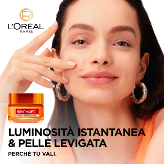 L'Oréal Paris Crema Viso Illuminante Revitalift Barattolo da 50ml