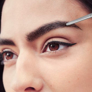 L'Oréal Paris Skinny Definer Brow Artist Matita Automatica per