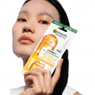 Garnier SkinActive Vitamina C Maschera in Tessuto Ampolla Anti Fatica