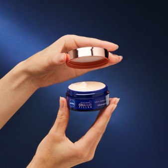 Nivea Hyaluron Cellular Filler Crema Notte Anti-Gravità - Barattolo